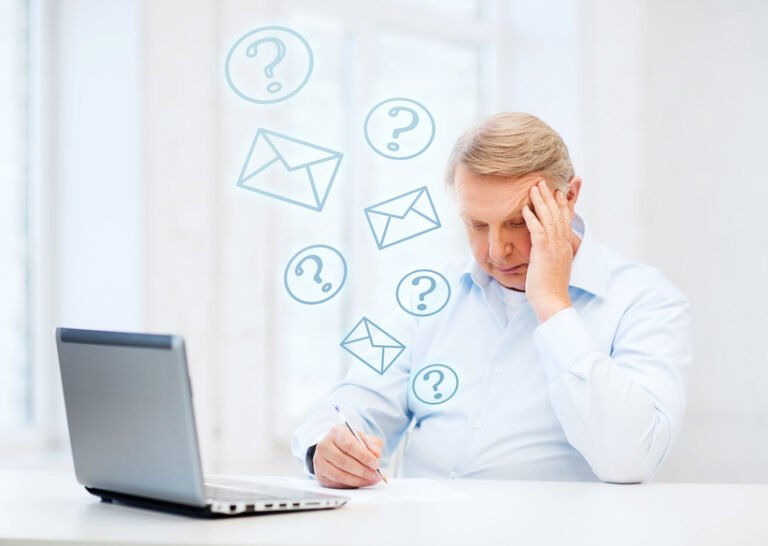 Stress des emails : Les personnes qui regardent moins fréquemment leurs emails sont moins stressées